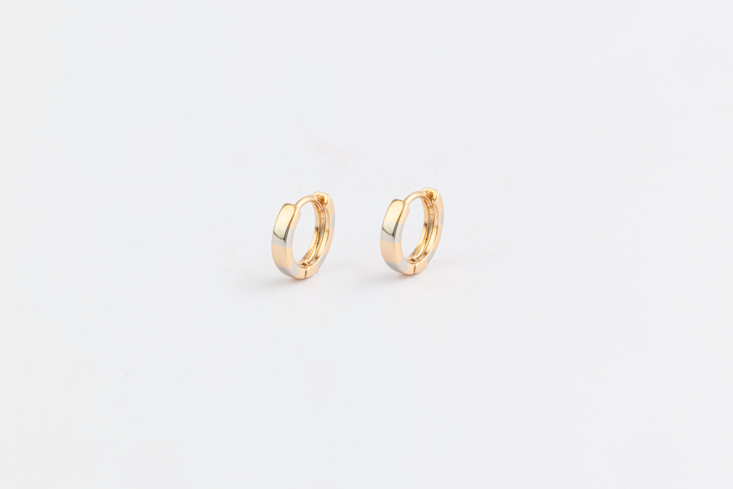 Aretes Classic Mini Hoops