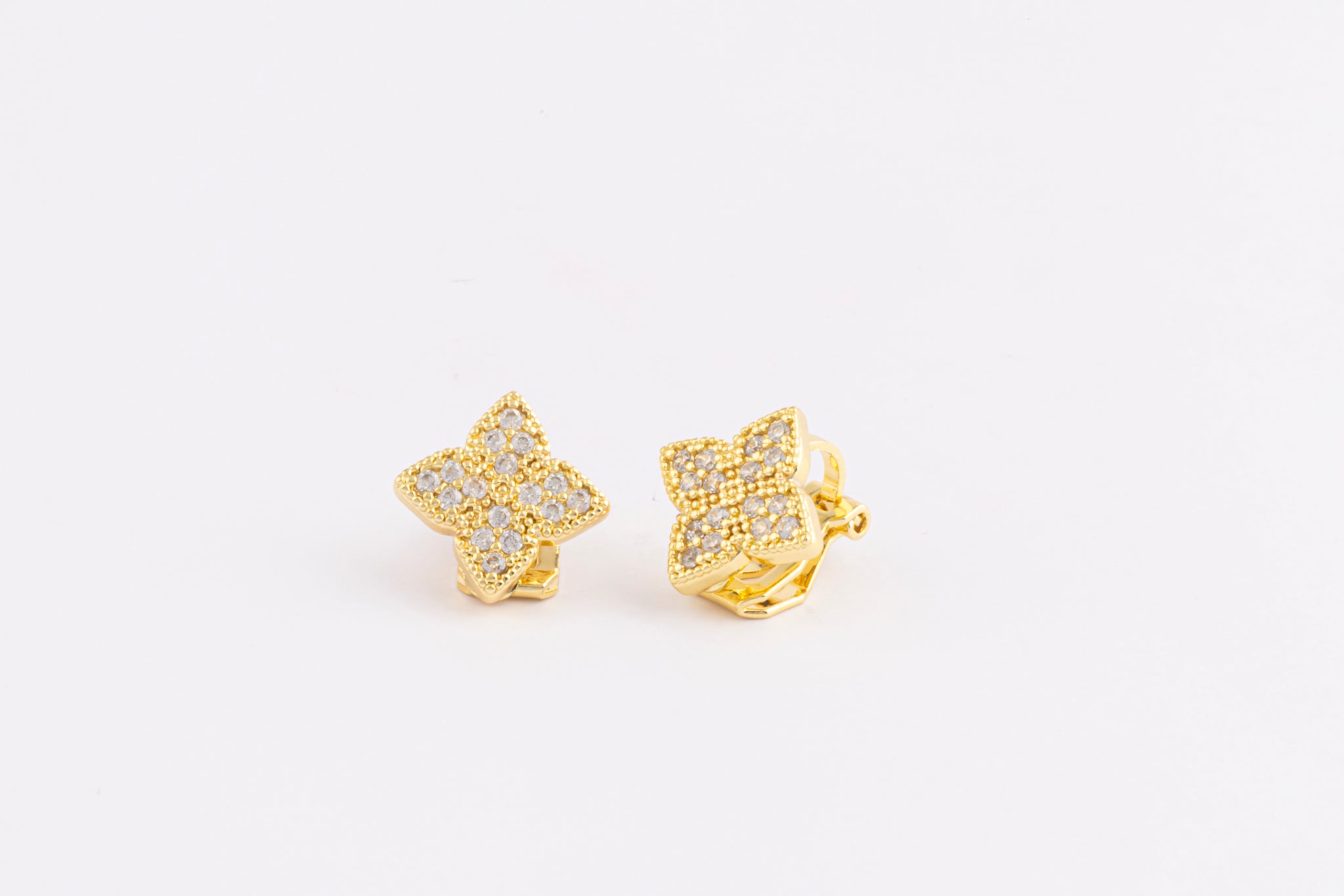 Aretes Gold Petal Shine