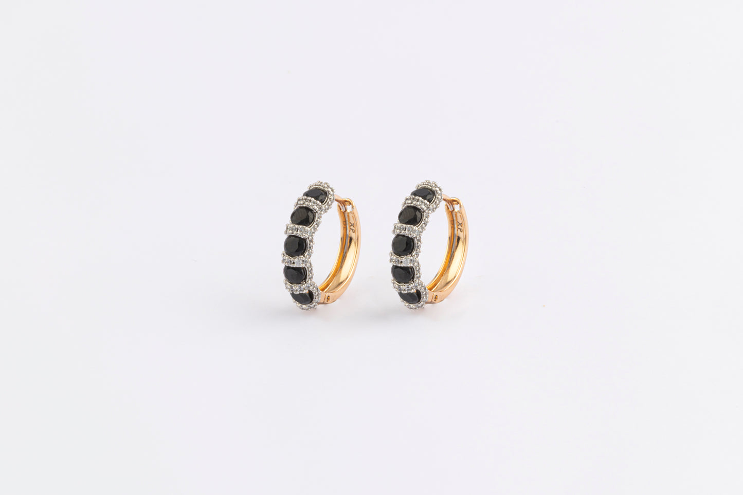 Aretes Black Luxe Glow