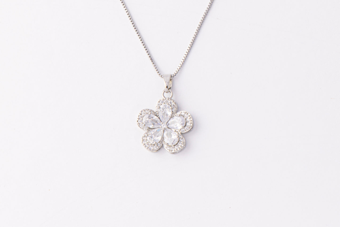 Collar Crystal Flower