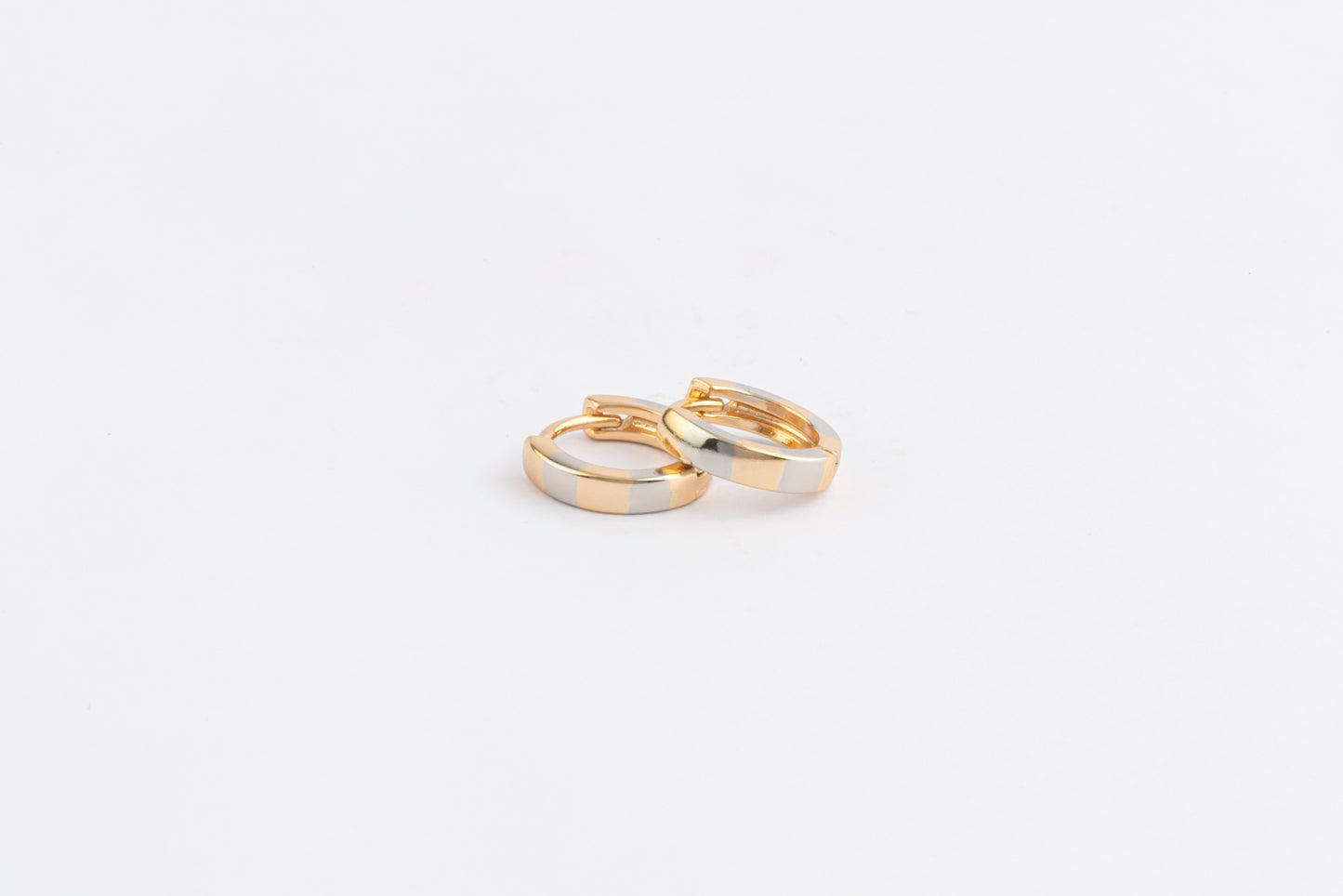 Aretes Classic Mini Hoops