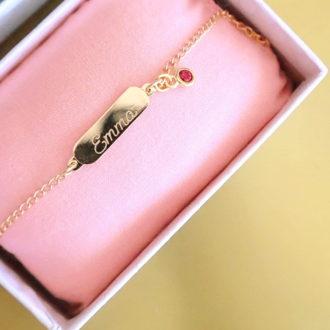 Esclava • Birthstone