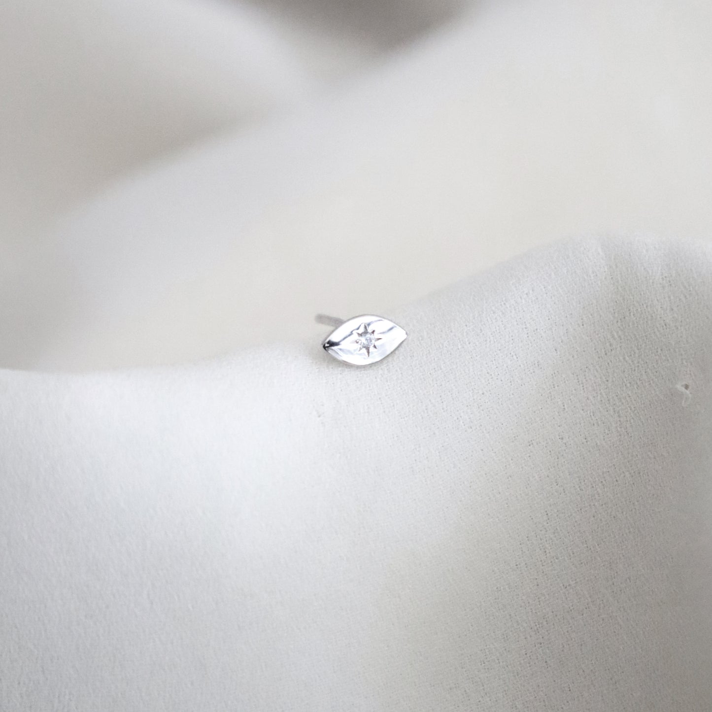 Piercing Iris • Plata