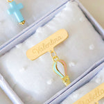 Broche • Color