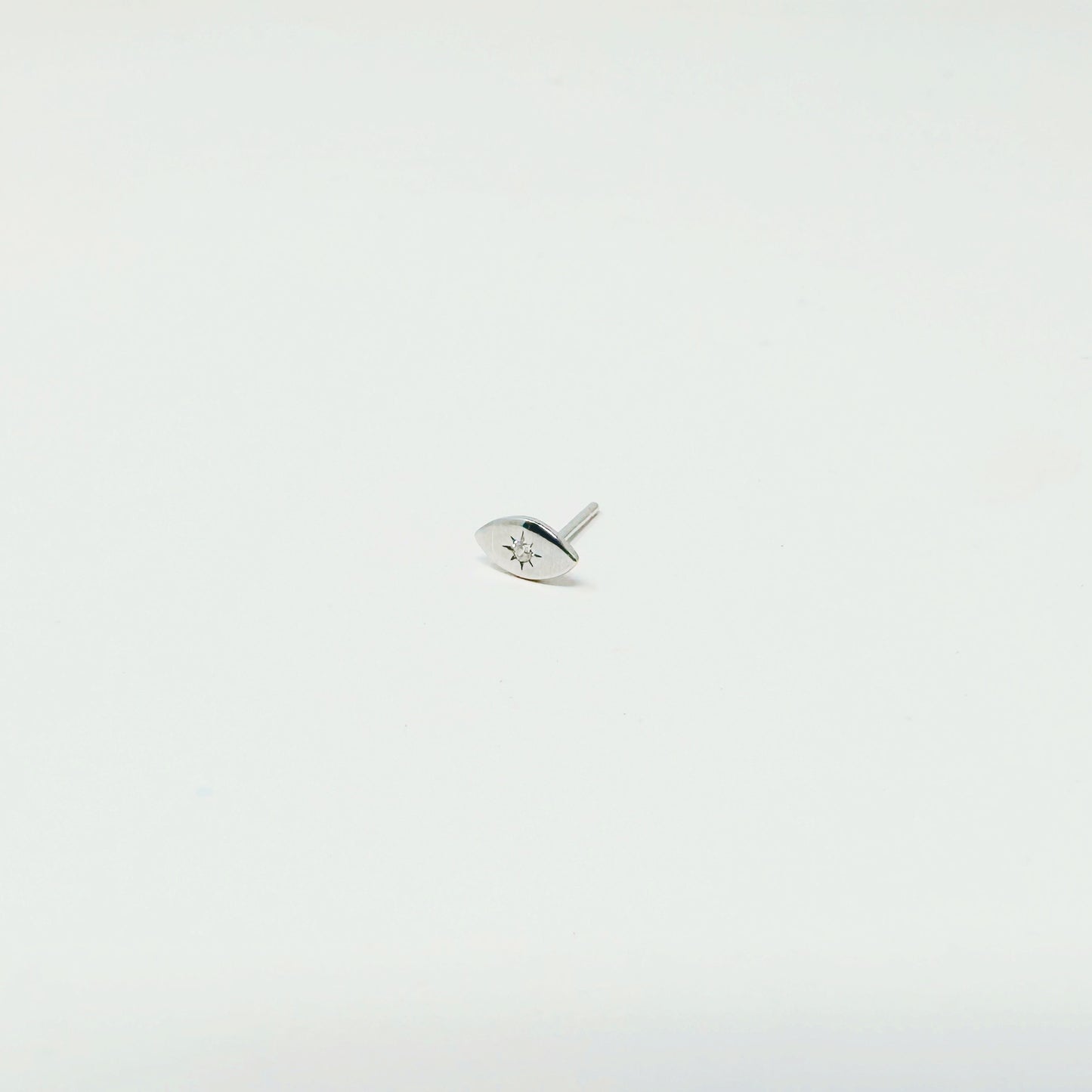 Piercing Iris • Plata